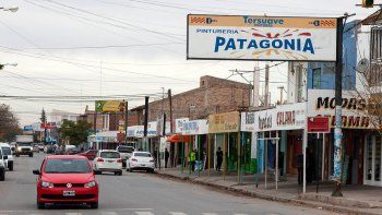 centenario: piden saber si comercios violan cuarentena centenario: piden saber si comercios violan cuarentena