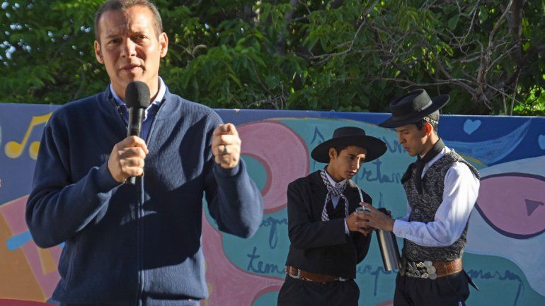 Gutiérrez ve el clima petrolero con preocupación. Ayer habló en los festejos por el Día de la Tradición.