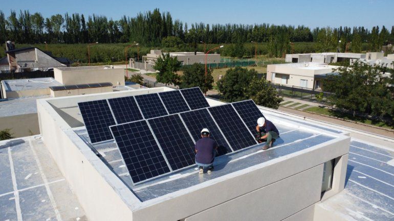 Neuquén: ¿Cuánta plata y energía se puede ahorrar con un kit de paneles solares?