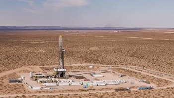 Vaca Muerta al mundo: la Provincia le otorgó 5 áreas clave a YPF para blindar el mega proyecto de GNL Vaca Muerta al mundo: la Provincia le otorgó 5 áreas clave a YPF para blindar el mega proyecto de GNL