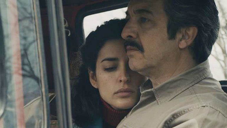 Nancy (Inma Cuesta) es la pata romántica y quien complica más la situación de Kóblic.