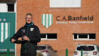 Christian Lovrincevich, el nuevo técnico de Cipolletti. Christian Lovrincevich, el nuevo técnico de Cipolletti.