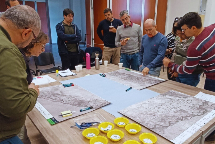 “Los encuentros generaron mapas creativos que permiten un mejor entendimiento y gestión del sistema de riego", dicen. Foto: INTA “Los encuentros generaron mapas creativos que permiten un mejor entendimiento y gestión del sistema de riego", dicen. Foto: INTA