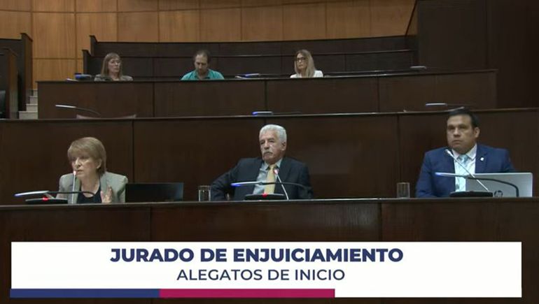 Pese al planteo de nulidad de la defensa, comenzó el jury contra el juez Villegas