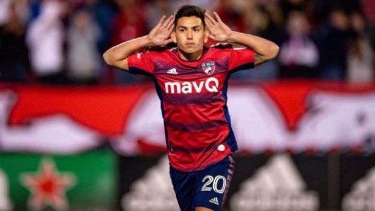 Alan Velasco Alan Velasco