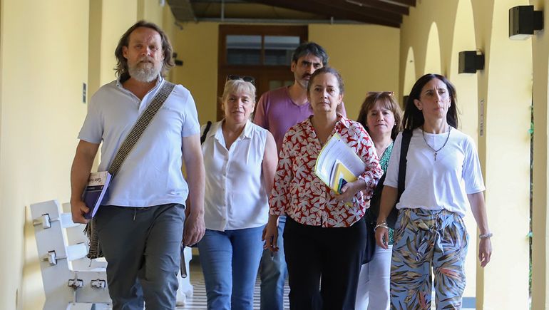 Todavía no hay fecha para una nueva convocatoria del Gobienro a ATEN. Todavía no hay fecha para una nueva convocatoria del Gobienro a ATEN.