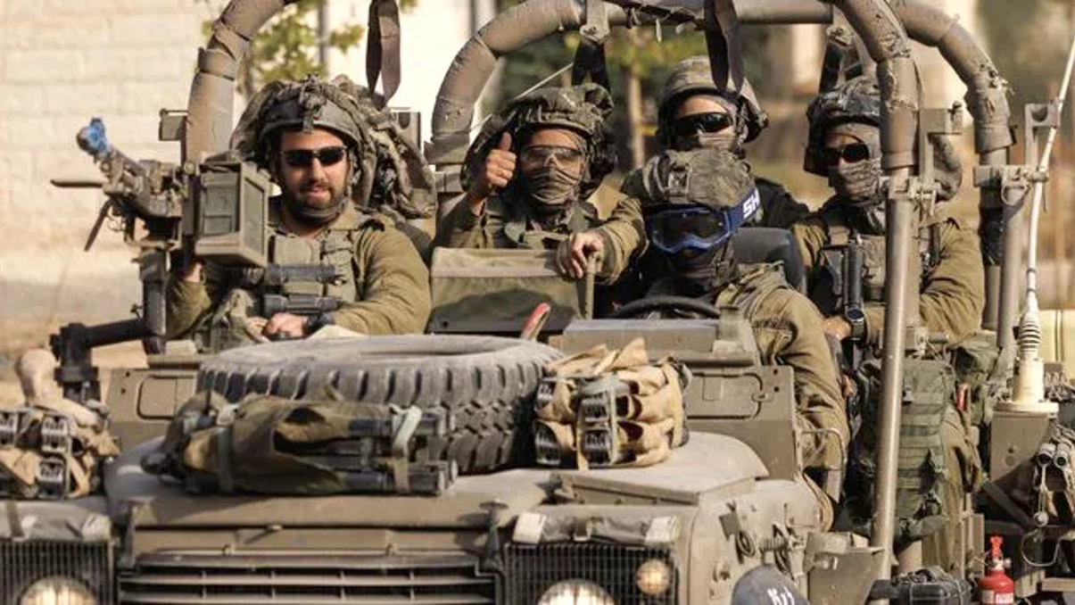 Soldados israelíes en la frontera norte del país.