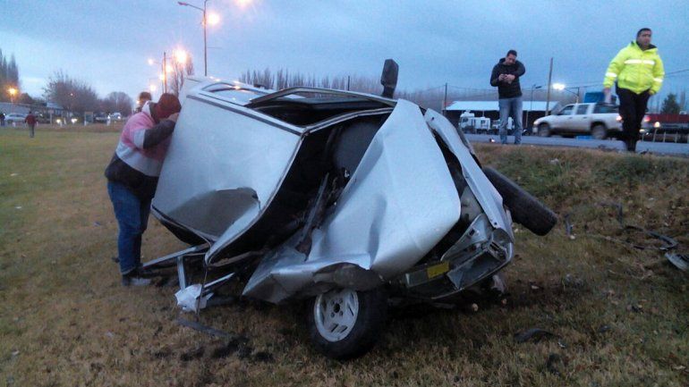 Perdió la dirección y casi causó una tragedia en la Ruta 22