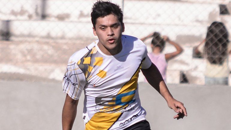 Los neuquinos vienen de dejar en el camino a Belgrano de Esquel