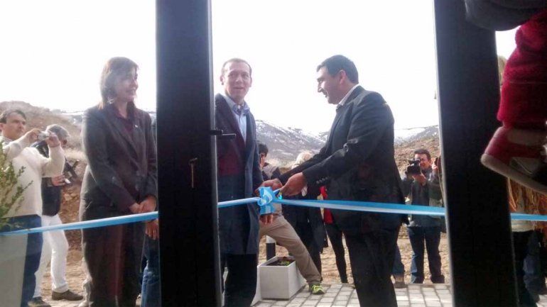 Gutiérrez inauguró la nueva hostería de Las Ovejas
