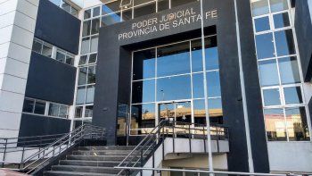 mando por error al whatsapp familiar un video abusando de su hija de 9: va 17 anos presa
