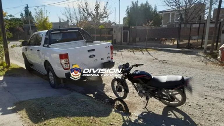 Detenidos in fraganti mientras robaban una rueda de auxilio