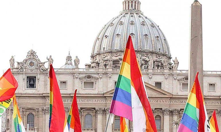 Una ley contra la homofobia pone mal al Vaticano