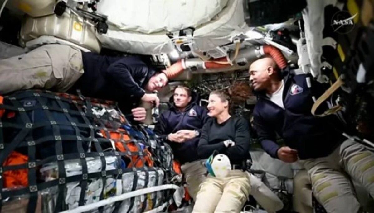 Los astronautas enfrentan el tramo más peligroso del viaje durante el reingreso a la Tierra.