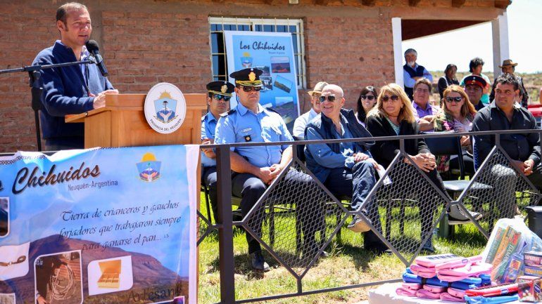 El gobernador estuvo en otro aniversario en el interior.