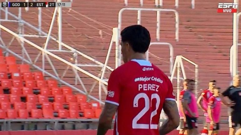 Enzo Pérez al momento de salir Enzo Pérez al momento de salir