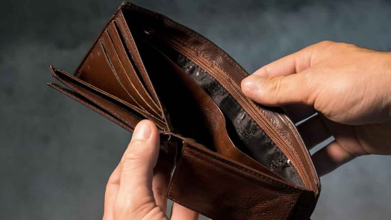 Cada vez es más frecuente ver billeteras sin efectivo. Las tarjetas de crédito lo reemplazaron casi por completo.