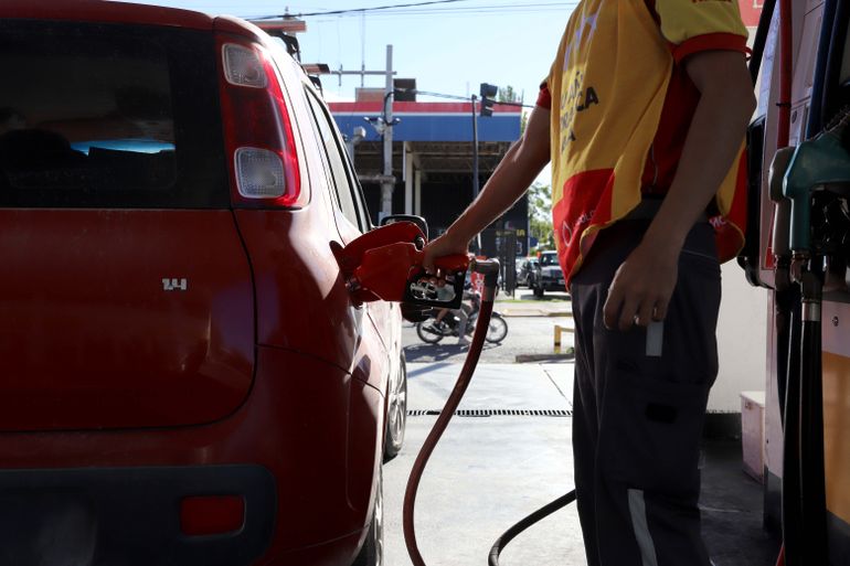 Otro aumento de nafta. Nuevos valores en los surtidores de la capital.&nbsp;