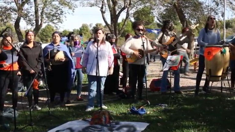 Una canción para acompañar a una víctima de la dictadura