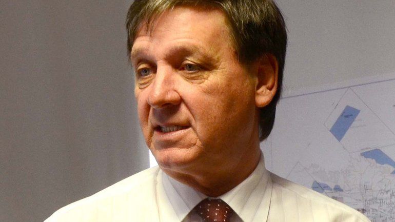 El subsecretario Palladino dio explicaciones por las licencias truchas.