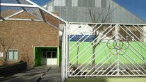 murio un adolescente en un polideportivo de neuquen: que le paso