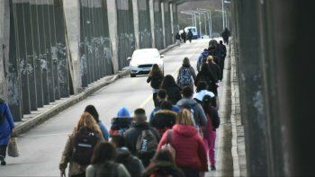SFP organizaciones sociales cortan puente Neuquén cipolleti