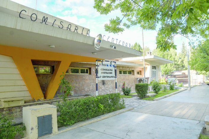Comisaría quinta de Centenario.