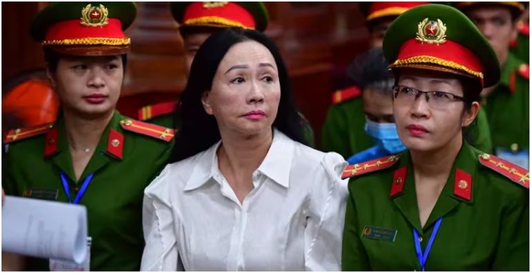 Truong My Lan, durante el juicio en Vietnam. Truong My Lan, durante el juicio en Vietnam.