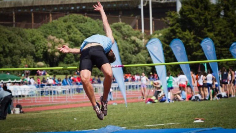 El atletismo neuquino espera lograr un lugar en las finales.