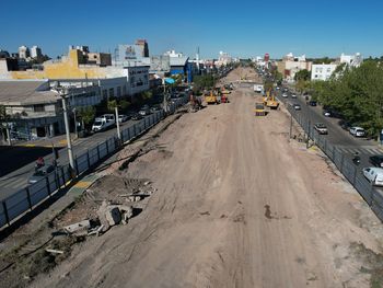 este sabado se completa el cierre perimetral de la avenida mosconi: cuales son los siete cruces habilitados
