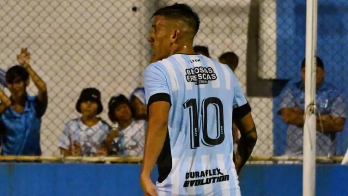 El presidente de Racing de Córdoba echó al entrenador por sacar a Centurión de un partido: No podes...