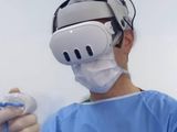 El médico neuquino que hace historia con las cirugías con realidad aumentada