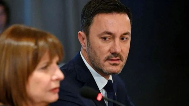 Luis Petri será el flamante ministro de Defensa en el gobierno de Javier Milei. Luis Petri será el flamante ministro de Defensa en el gobierno de Javier Milei.