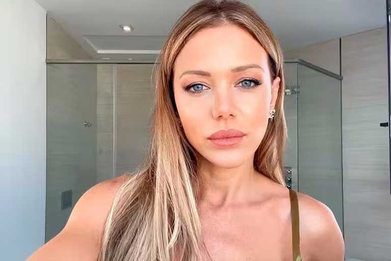 Evangelina Anderson se sometió a una cirugía programada de sus cuerdas vocales.