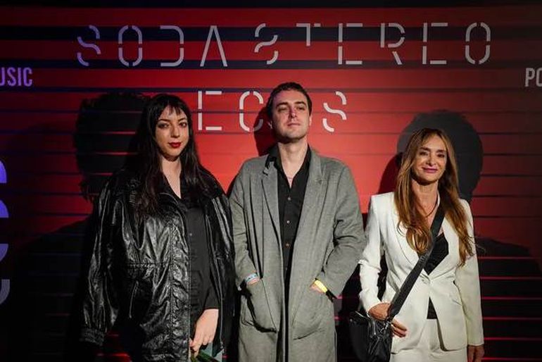 Los hijos y la hermana de Gustavo Cerati se conmovieron con el show. Los hijos y la hermana de Gustavo Cerati se conmovieron con el show.