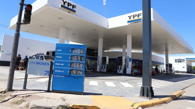 Así quedaron los precios en los surtidores de Neuquén tras el último aumento de los combustibles | LM Neuquen Así quedaron los precios en los surtidores de Neuquén tras el último aumento de los combustibles