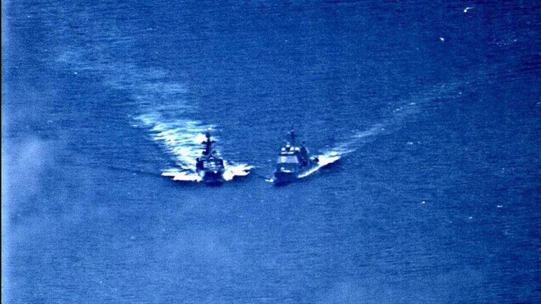 Casi chocan dos buques de guerra de EE.UU. y Rusia en el Pacífico
