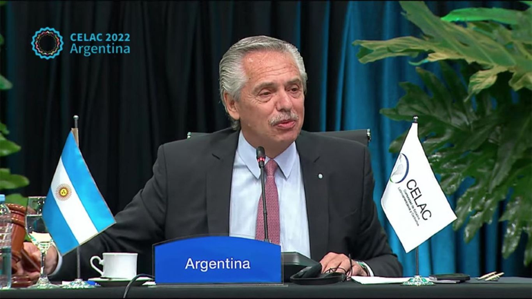 Alberto Fernández inauguró la CELAC y advirtió que la democracia está en riesgo