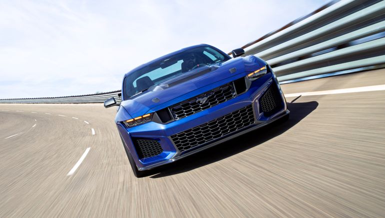 Ford Mustang Dark Horse SC. Ford Mustang Dark Horse SC.