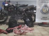Se secuestró carne de cerdo y una moto.