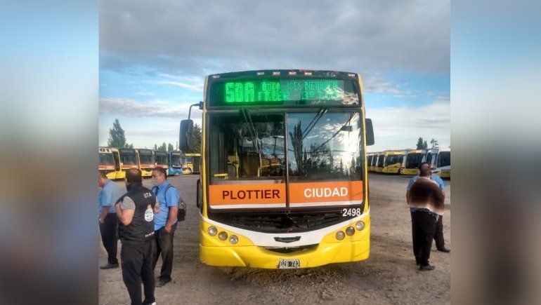 Por pagos adeudados, la UTA está de paro y no hay colectivos
