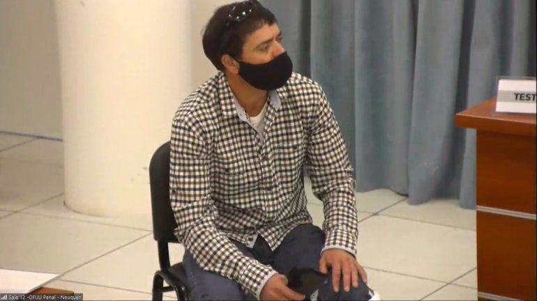 Roberto Tecker declaró en el juicio contra los cuatro policías acusado de golpearlo.