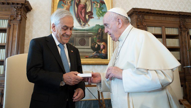 Piñera se reunió durante casi una hora con el Papa
