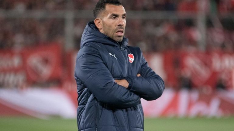 Carlos Tevez a la espera de refuerzos en Independiente