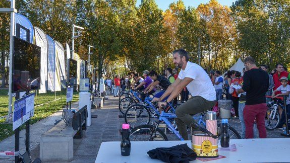 La Neuquina festejó con todo en el Limay su 60º aniversario