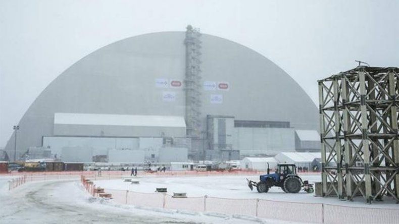 Colocaron un caparazón de acero sobre la central de Chernobyl