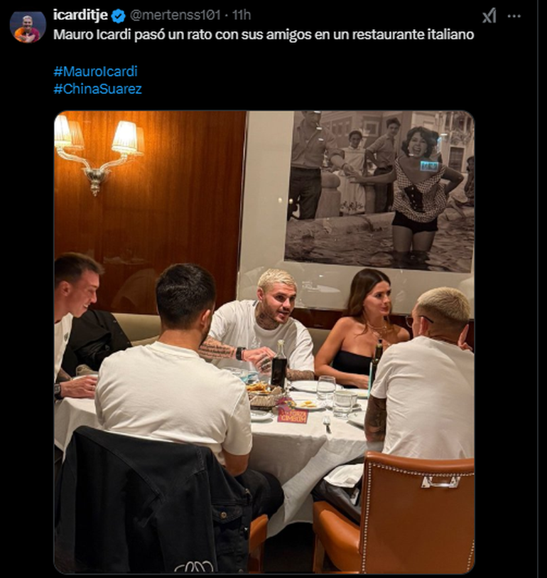 Mauro Icardi y la China Suarez con amigos en Estambul Mauro Icardi y la China Suarez con amigos en Estambul