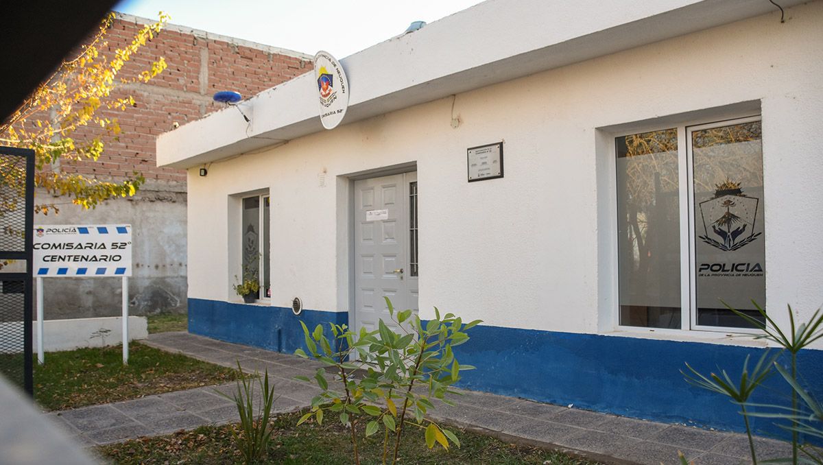 Acusaron a la pareja que ató a un hombre para robarle y le roció alcohol