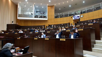 La Legislatura sancionó la reforma fiscal que envió el Gobierno. La Legislatura sancionó la reforma fiscal que envió el Gobierno.