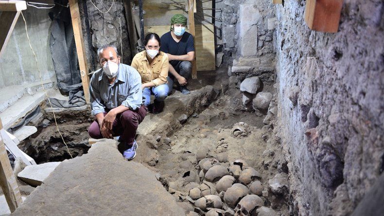 Hallaron una torre azteca con 119 cráneos humanos